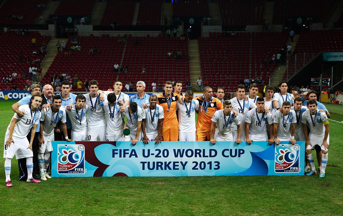 关于德国足球巨星离队转投西班牙豪门俱乐部的信息