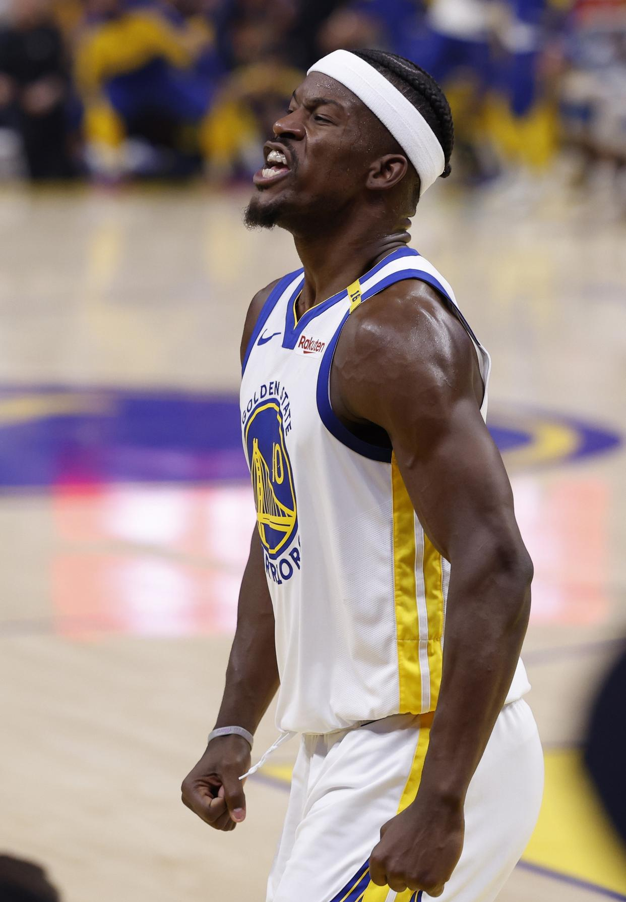  巴特勒在切尔西比赛中关键助攻，逆转引发热议！